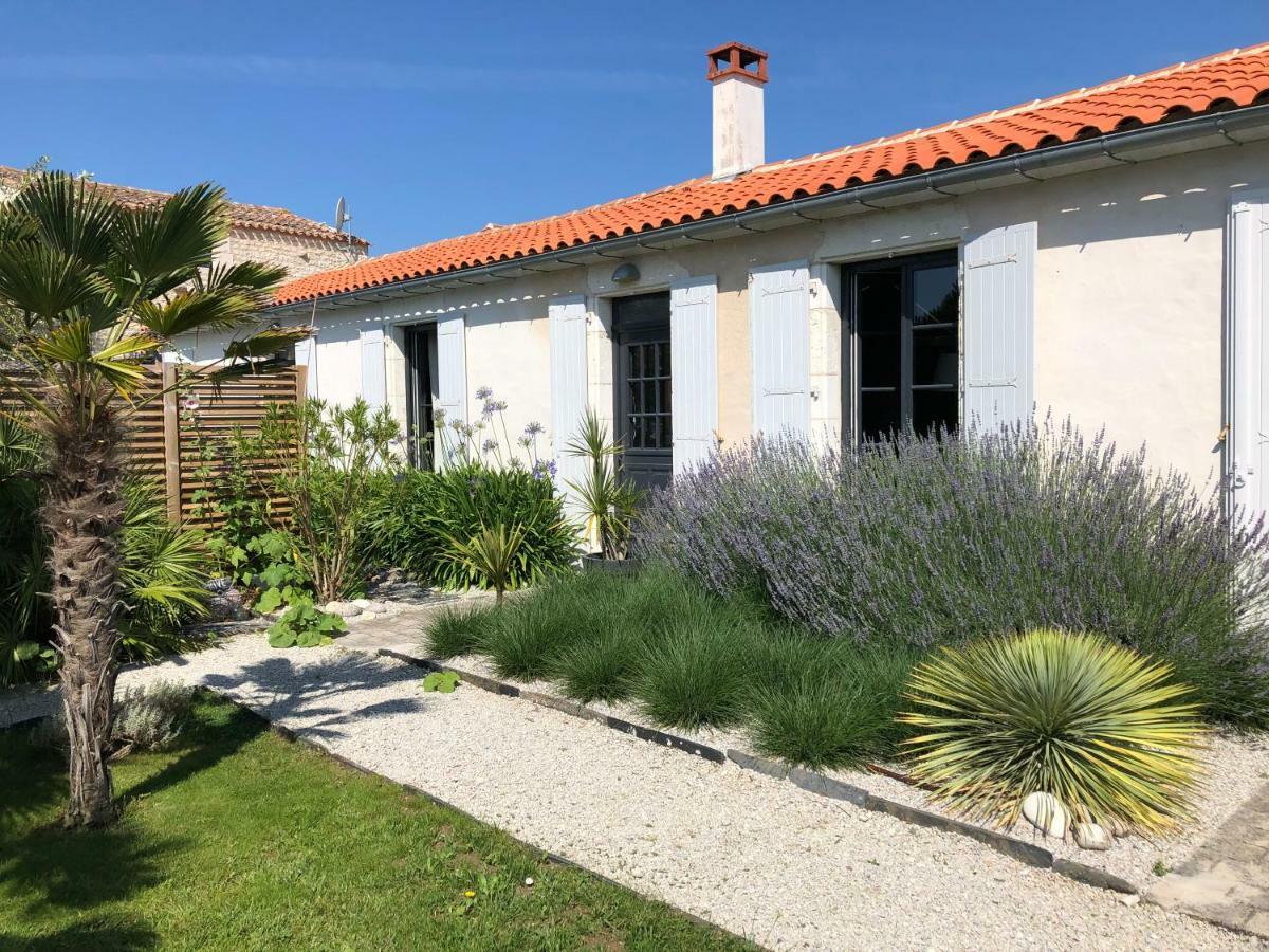Vents Et Marees Saint-Pierre-d'Oleron Bagian luar foto